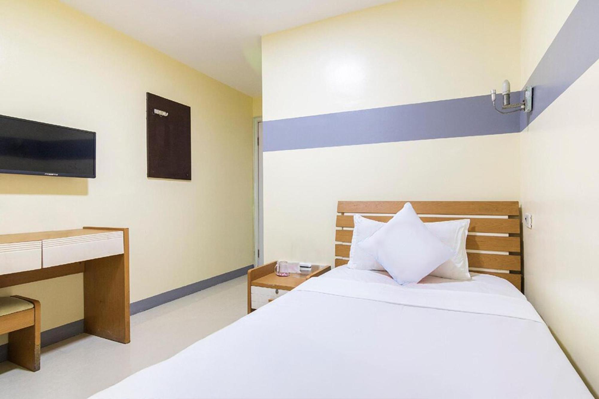 Lucky Hotel Manille Extérieur photo